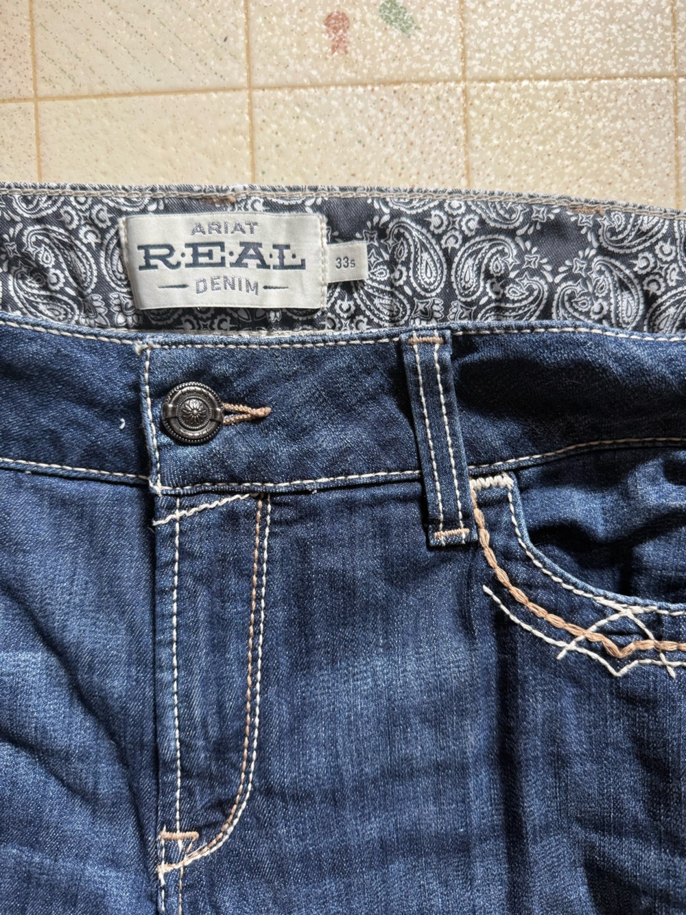 Ariat REAL denim Classic Women's Dark Blue bootcut Jeans Size 33s - Picture 3 of 5